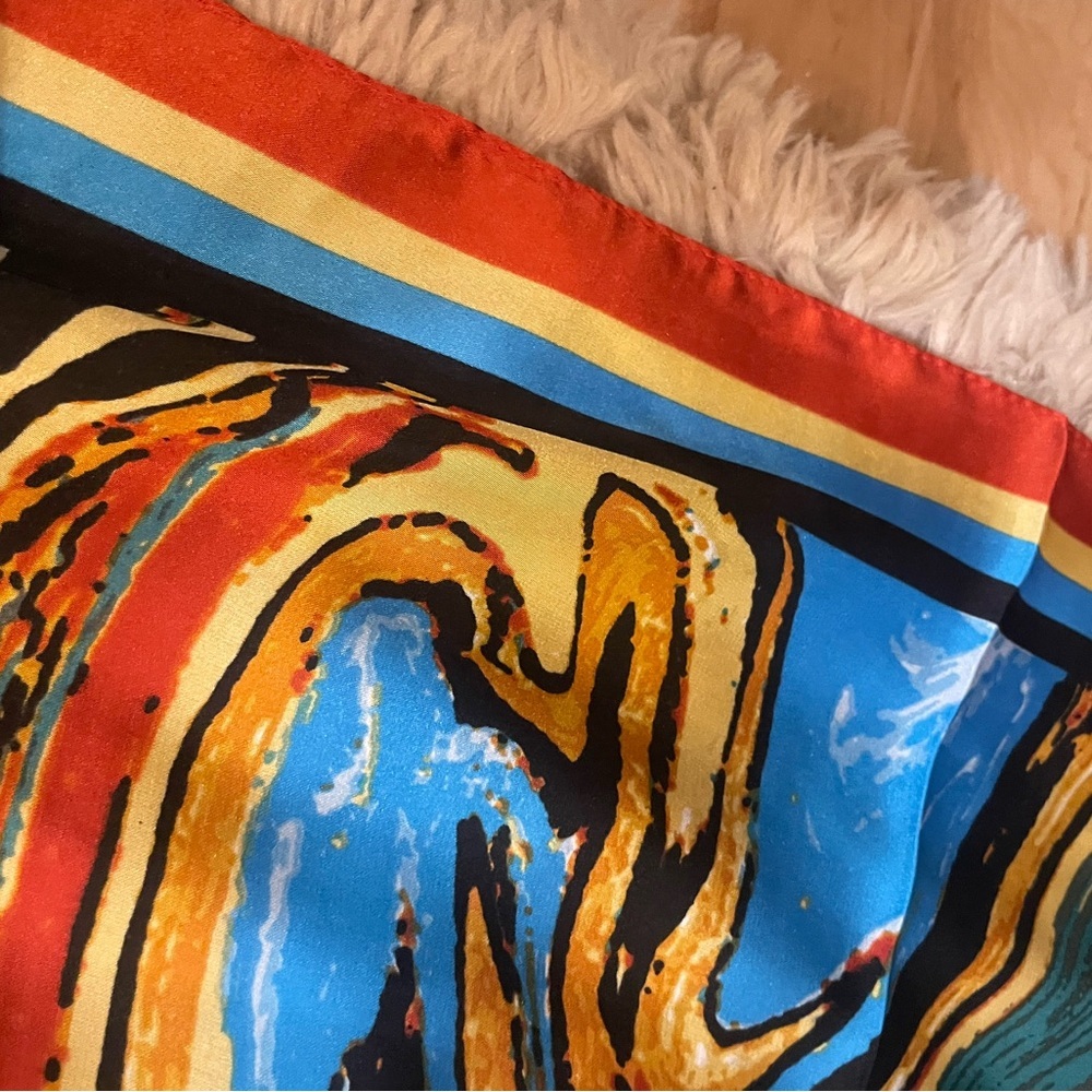 Vibrant Abstract Patterned Scarf - Picture 7 of 7